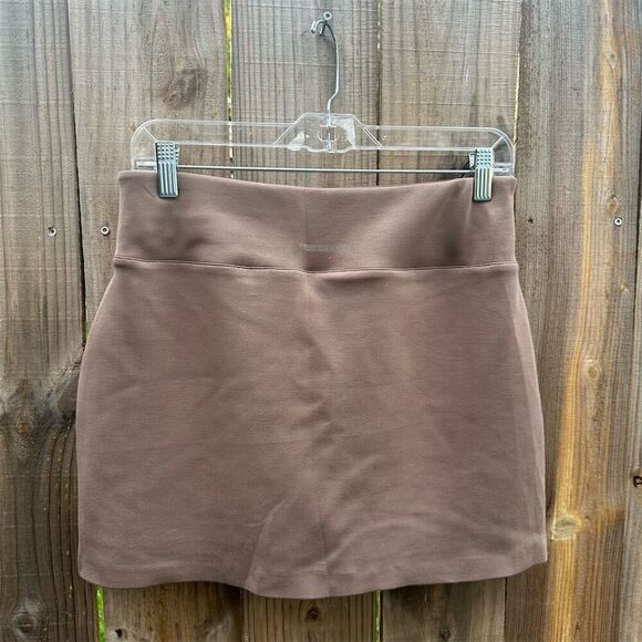 NWT 7 Diamonds Women's Skort Medium Taupe Brown Short Casual Solid - Picture 5 of 10